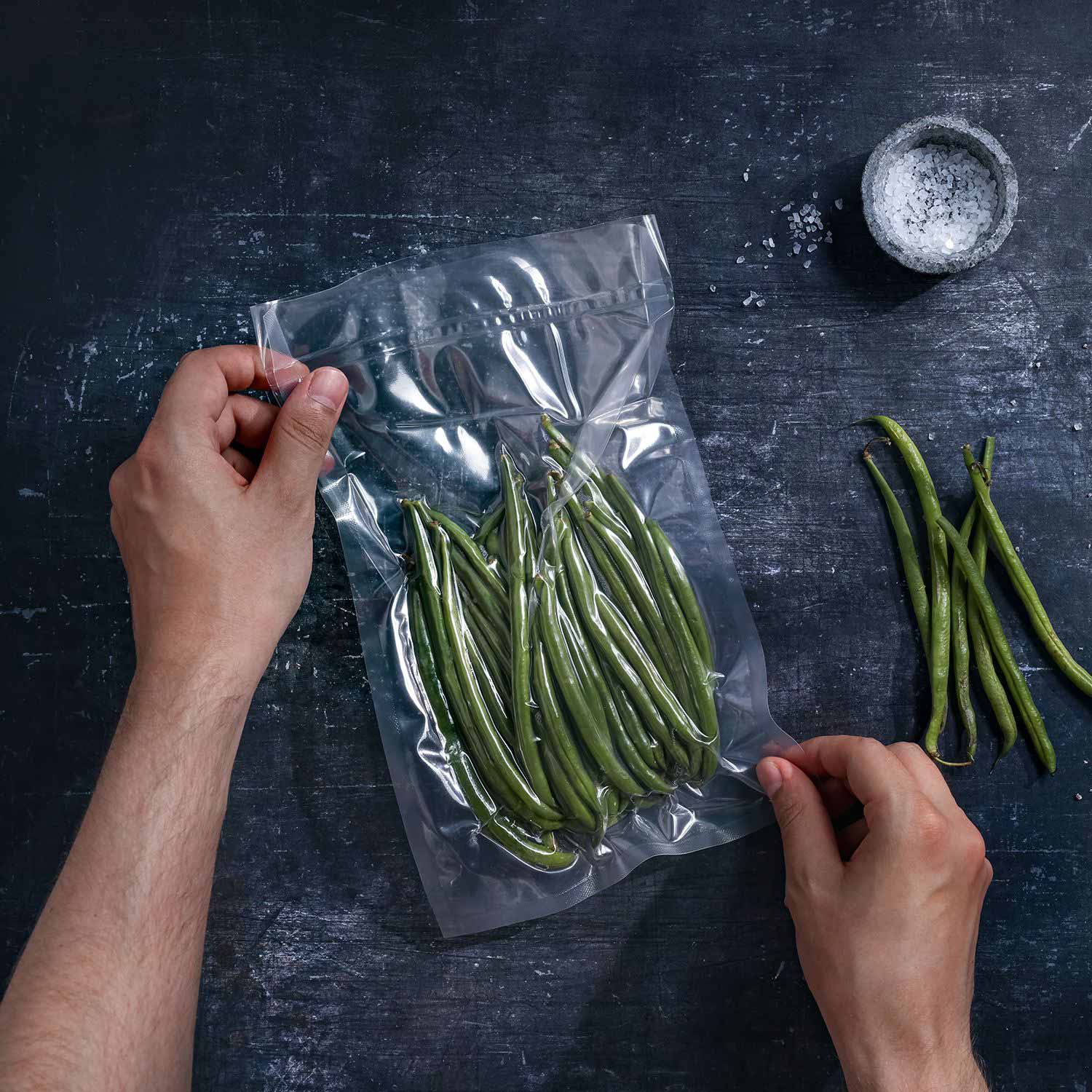 G-Vac vacuum bags with green beans vacuum-sealed