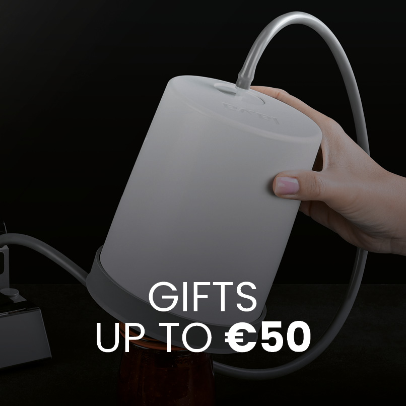 Hand holds the Flex vacuum bell over a mason jar; text reads “Gifts up to €50”