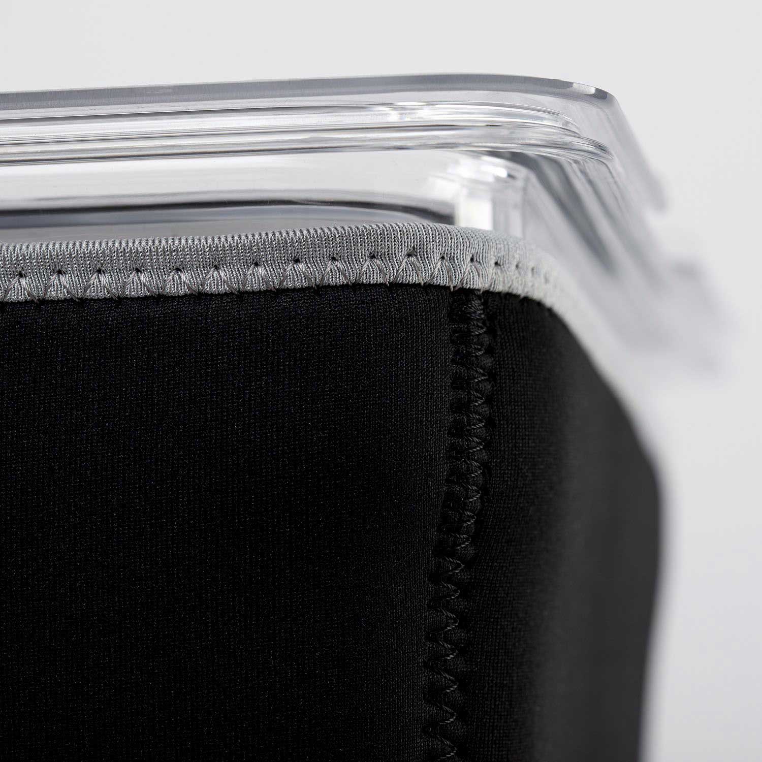 Detail of the sous-vide insulation sleeve