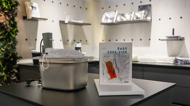 Sous-vide set XXL in the Lava showroom