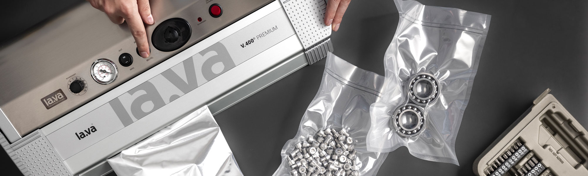 Screws are vacuumed with a vacuum sealer